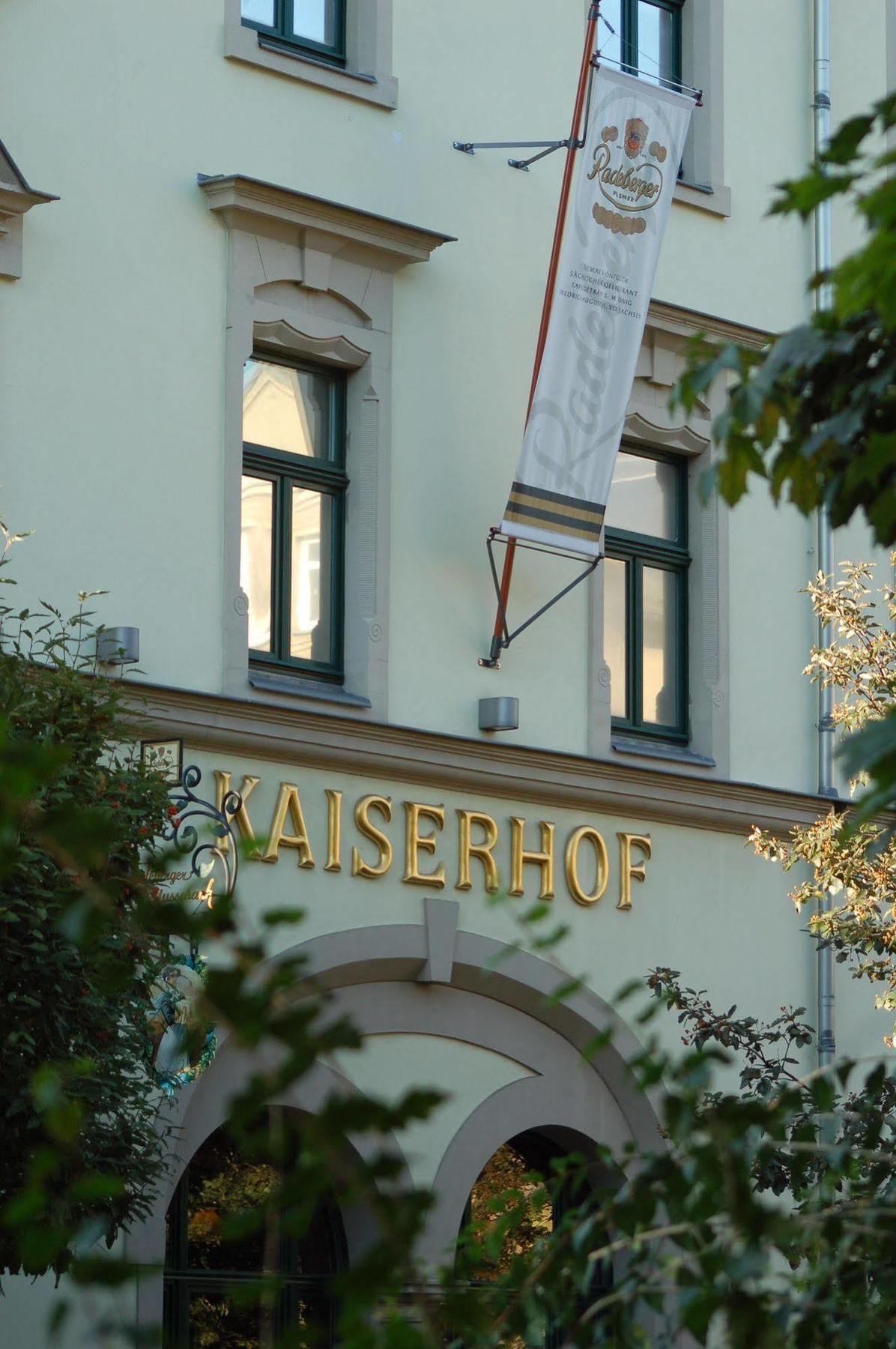 Hotel Kaiserhof Radeberg Extérieur photo