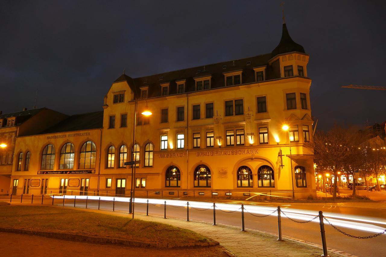 Hotel Kaiserhof Radeberg Extérieur photo